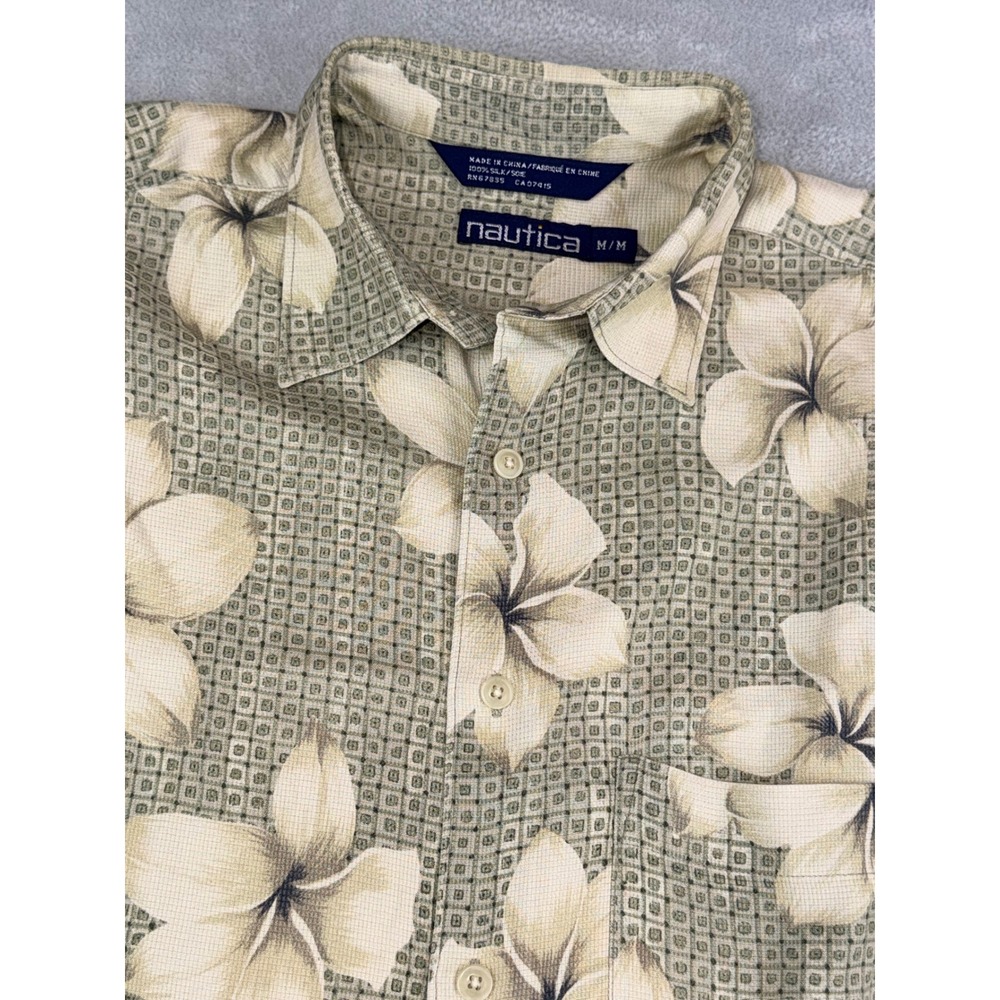 Nautica‎ Mens Medium 100% Silk Floral Button Down Shirt Sage Green Short Sleeve